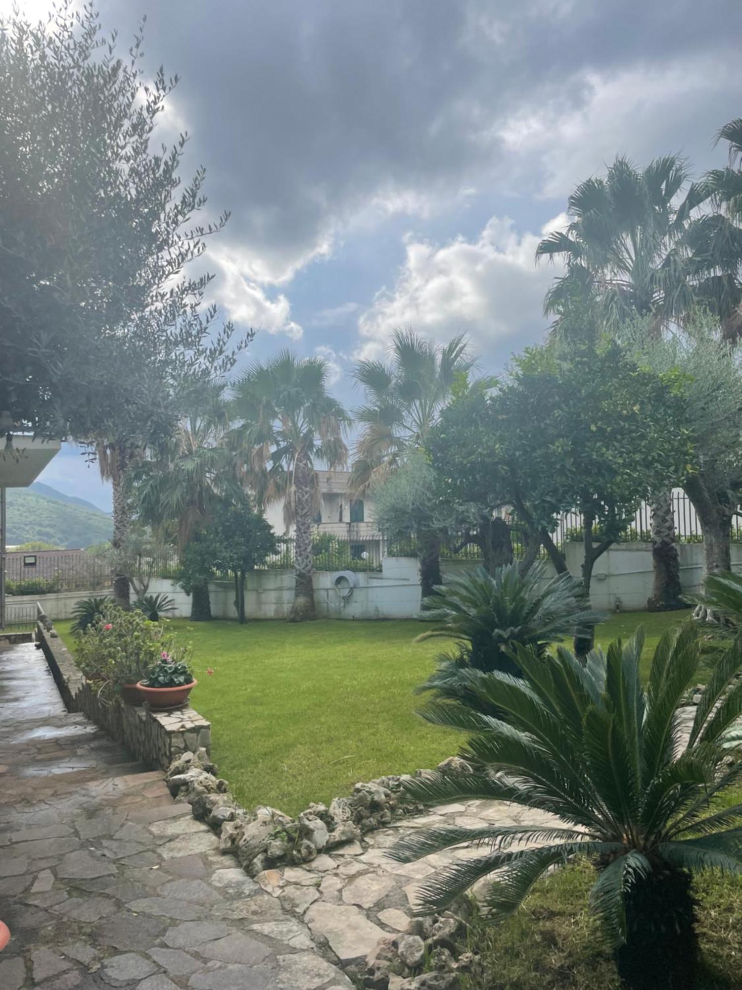 Villa Agata Forchia Buitenkant foto