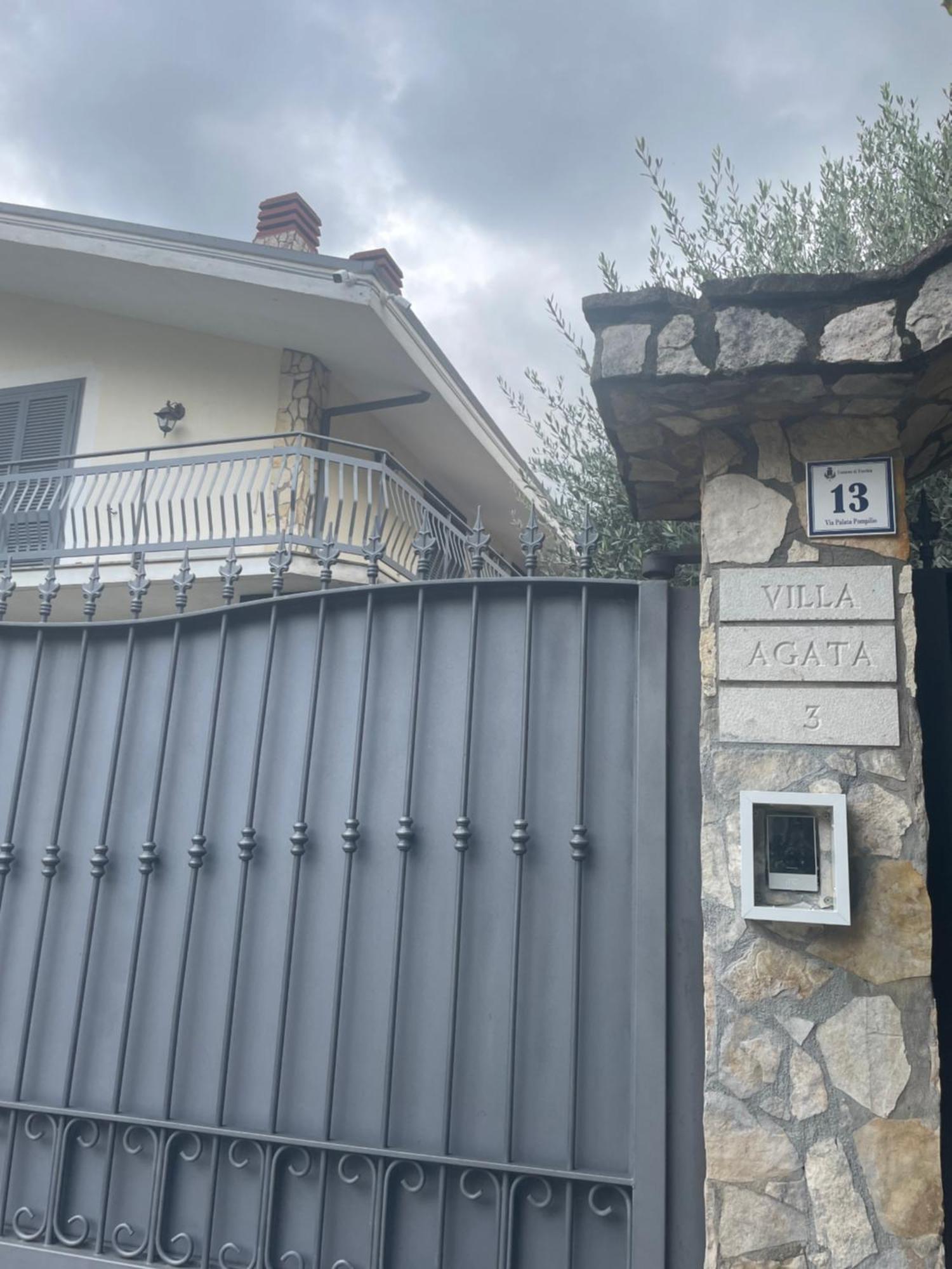 Villa Agata Forchia Buitenkant foto