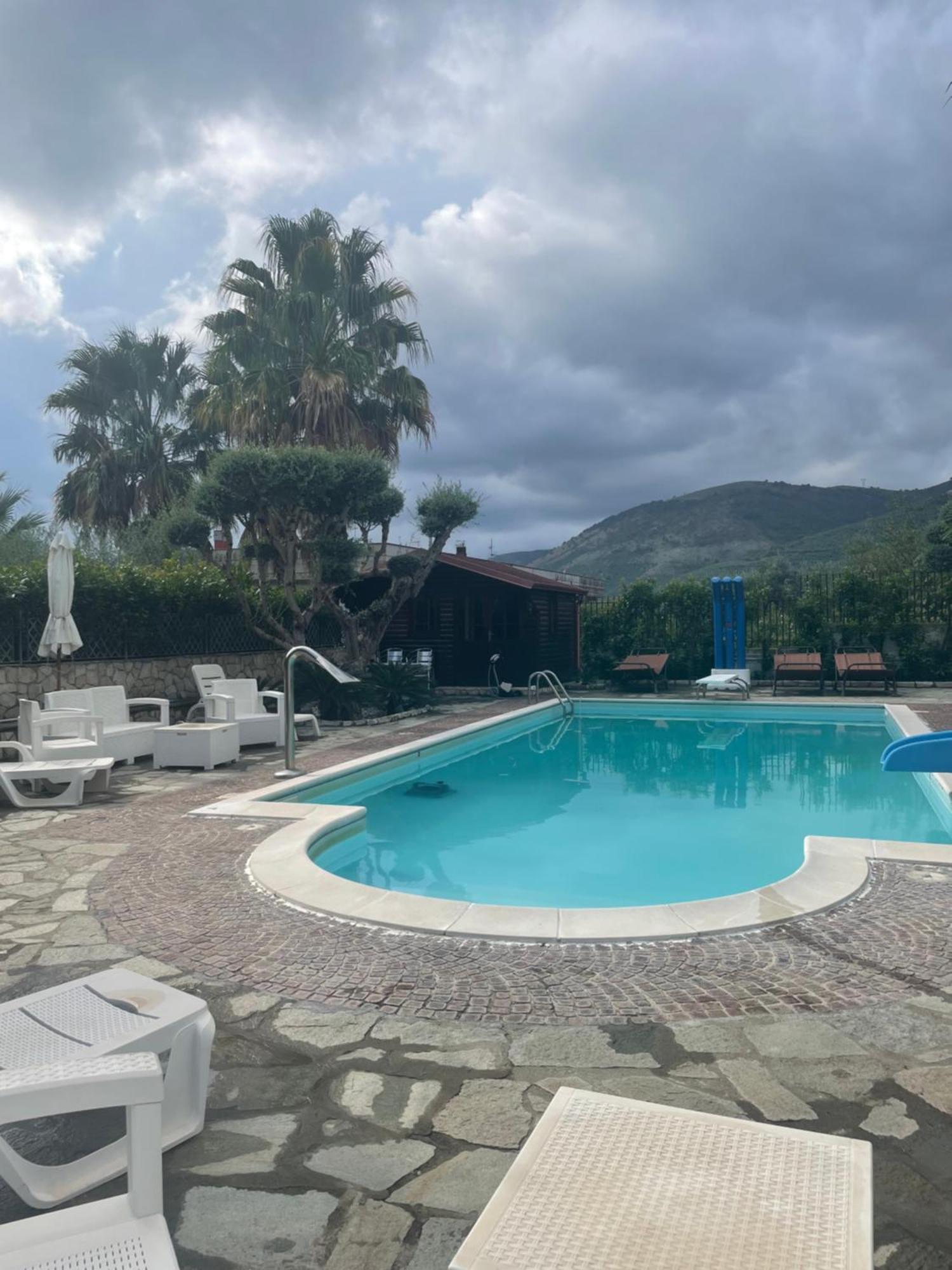 Villa Agata Forchia Buitenkant foto