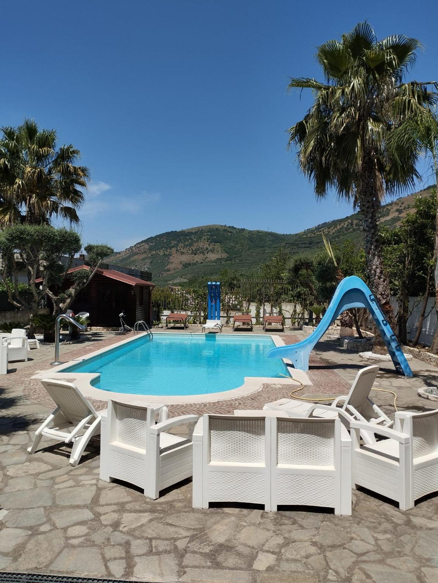 Villa Agata Forchia Buitenkant foto